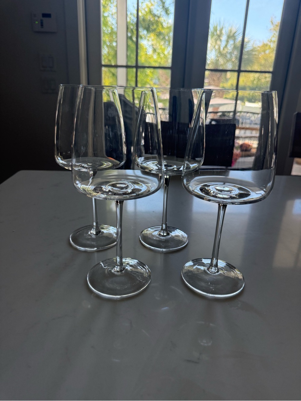 Modern Clear Stemmed Wine Glasses — Set of 4